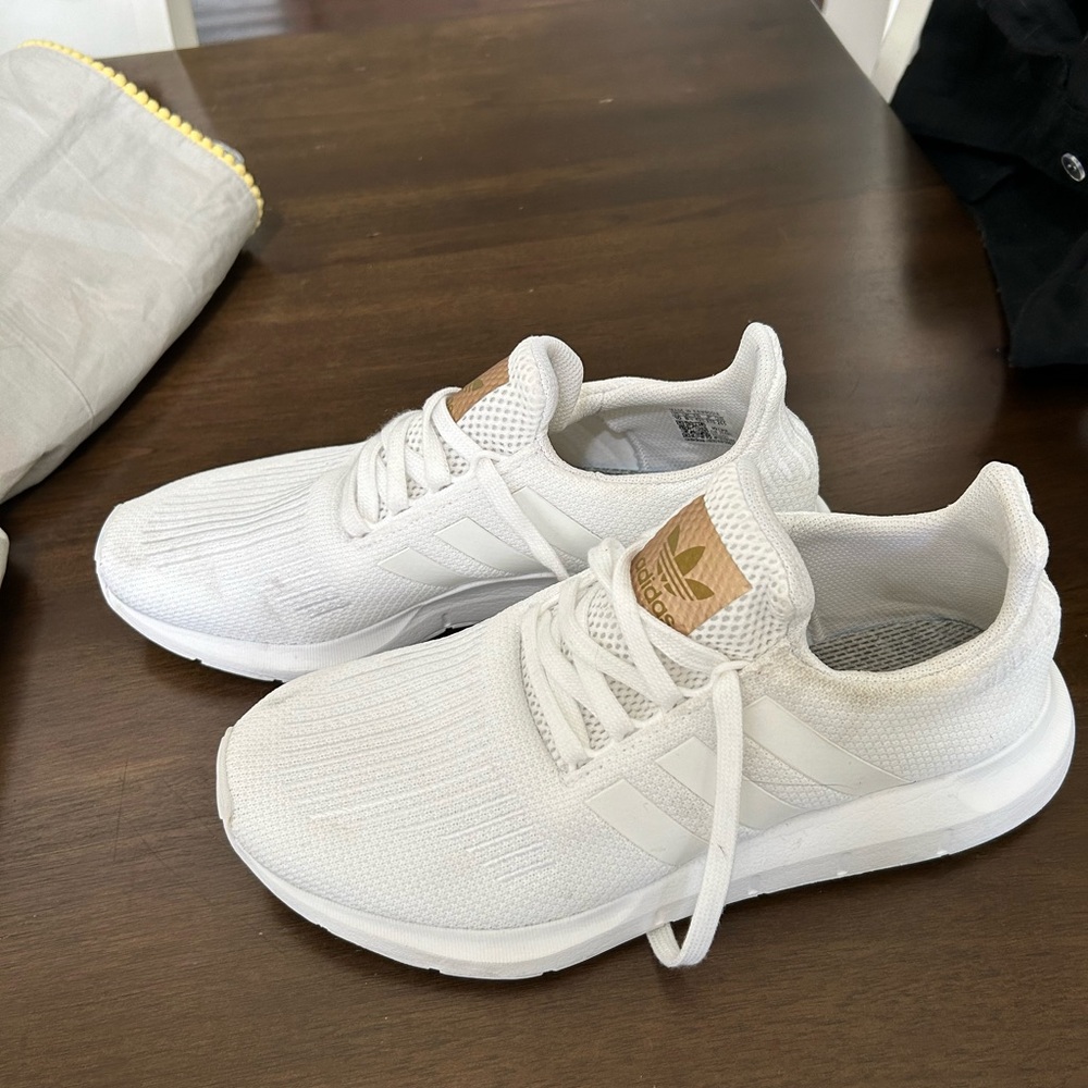 White womens adidas tennis shoes